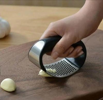 Stainless Steel Garlic Press - 1 Pc for Effortless Cooking